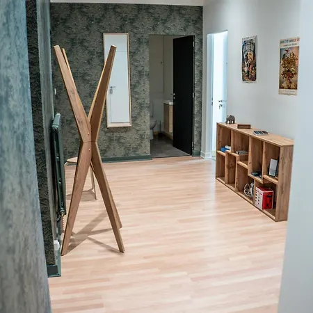 Chambre Cedre - La Canopee Apartment